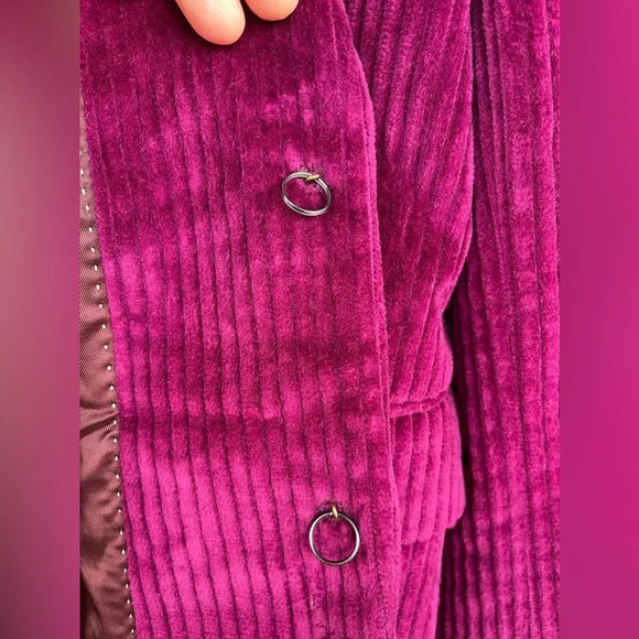 Dries Van Noten
Stretch-Cotton Corduroy Jacket in fuchsia size 38/small - Picture 14 of 17